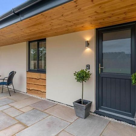 Rose Barn - Luxury Barn Accommodation In The Cotswolds Gretton  Buitenkant foto