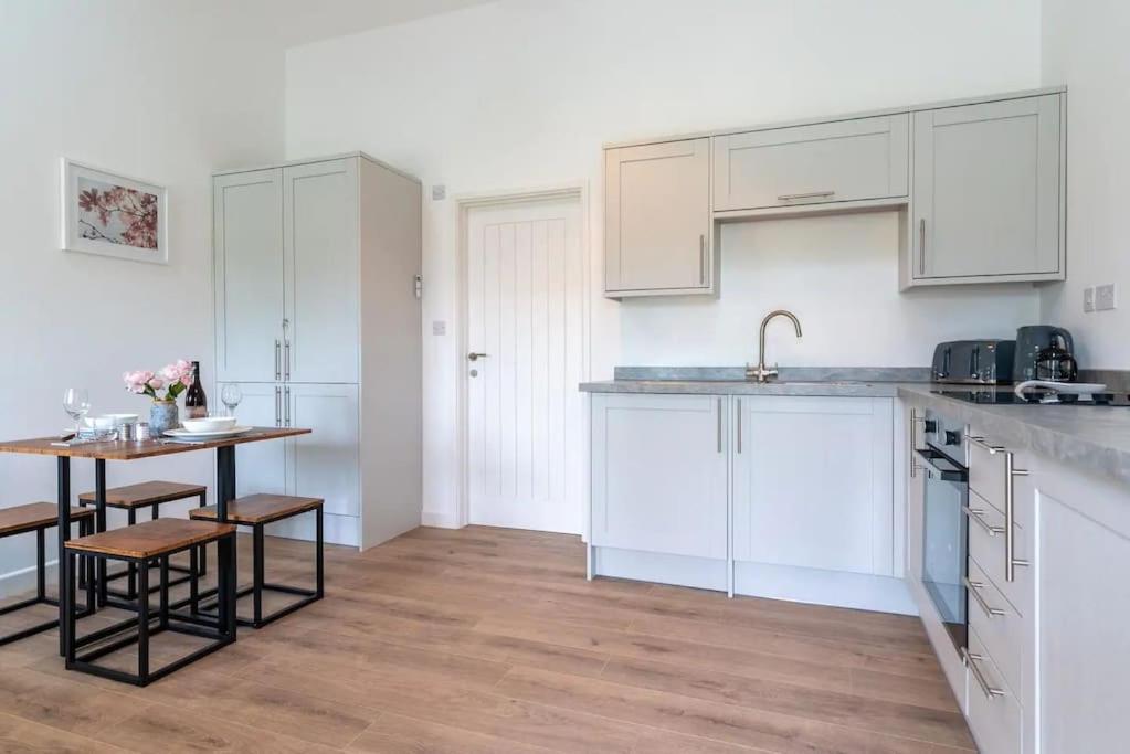 Rose Barn - Luxury Barn Accommodation In The Cotswolds Gretton  Buitenkant foto