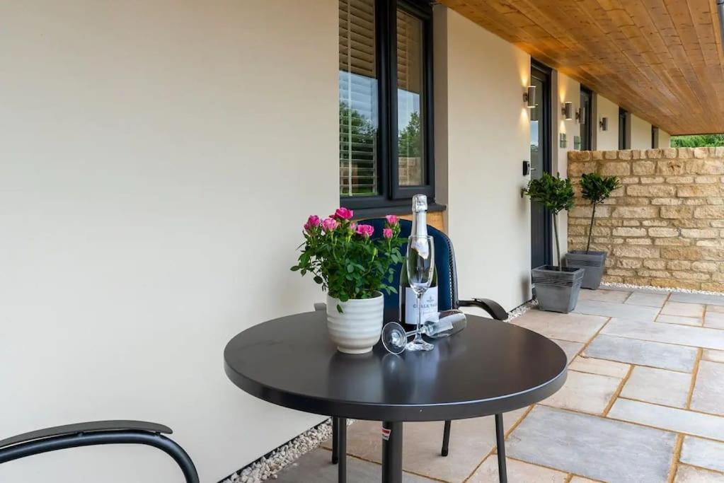Rose Barn - Luxury Barn Accommodation In The Cotswolds Gretton  Buitenkant foto